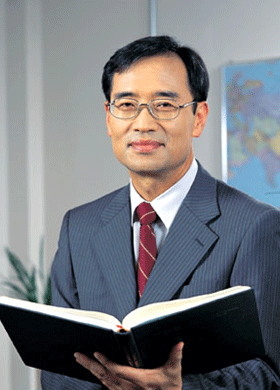 Prof. Rim, Geun-hie